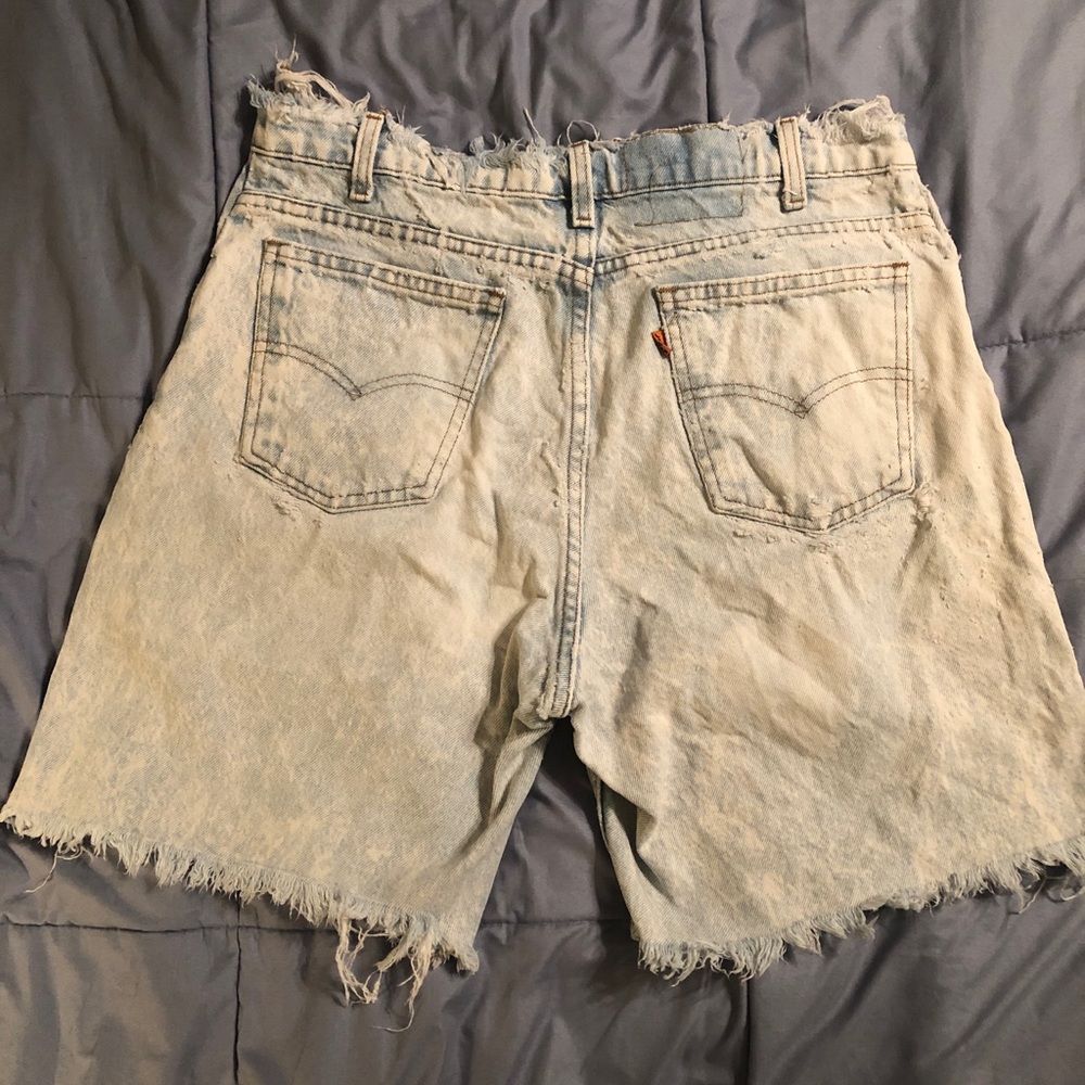 Vintage Levi’s orange tab acid wash cut off distressed jean shorts - Picture 2 of 13
